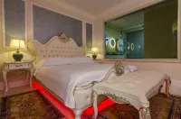 Phoenicia Royal Hotel