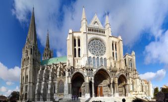 Premiere Classe Chartres Sud - Barjouville