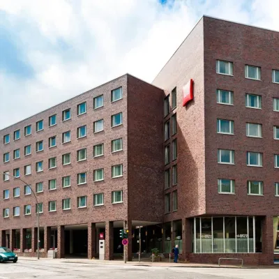 Ibis Hamburg Alsterring Hotels near Hammer Park
