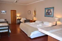 Savanna Guest Farm Hotels in 