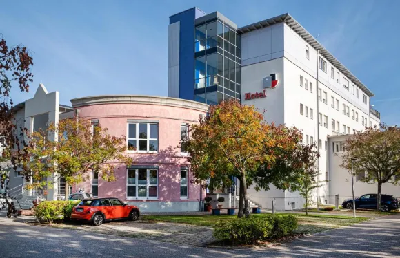 弗洛斯巴赫爾酒店