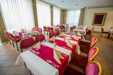 BSW Ferienhotel Lindenbach Отели в г. Бад-Эмс