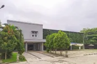 Graha HT Sumantri Mitra RedDoorz Hotels near Caa Collection
