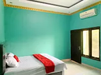 RedDoorz @ Langkapura Lampung Hôtels à : Langkapura