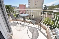 K&C Rooms- Apartments Hotel di Markopoulo Mesogaias