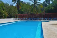 Hotel Arcoiris - Beach