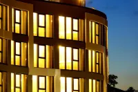 H24 Stadthotel Bernau Hotel di 