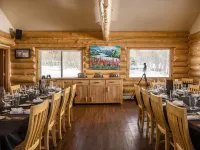 Majestic Valley Wilderness Lodge Hotels in Matanuska-Susitna
