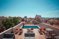 Grand Hôtel Dauphiné, Boutique Hôtel & Suites Hotels in Toulon