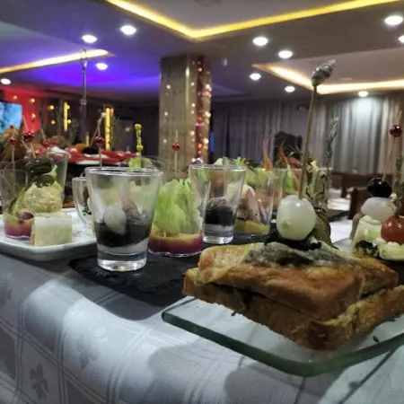 Hotel Golden H Отели в г. Беджаия