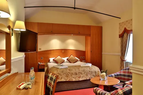 Best Western Lichfield City Centre the George Hotel Hotels in Lichfield