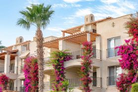 Veranda Hotel Apartments - SAHLHOMES