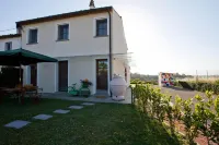 Green Bike Vintage Tuscany - Countryside holiday apartment with pool - Pools