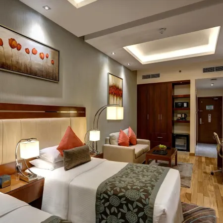 Rose Park Hotel - Al Barsha, Opposite Metro Station Отели рядом с достопримечательностью «Аль-Барша»