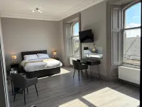 Amorist Hotel - parking