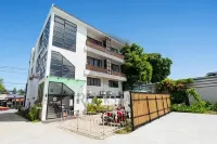 Rockstar Beach Apartments - Condos