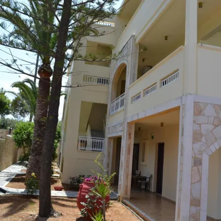 Sunny Suites