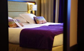 Hôtel Paris Neuilly
