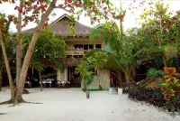 Angelina Beach Resort & Italian Restaurant Malapascua Hotels near Malapascua Island