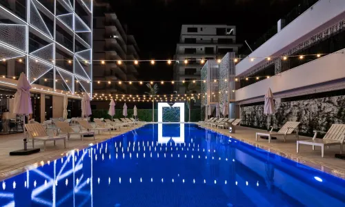 Nyota Hotel & Conference Center