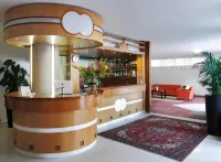 Hotel Airone