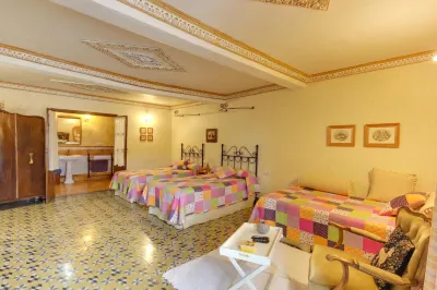 Posada de Los Aceiteros Hotels in 