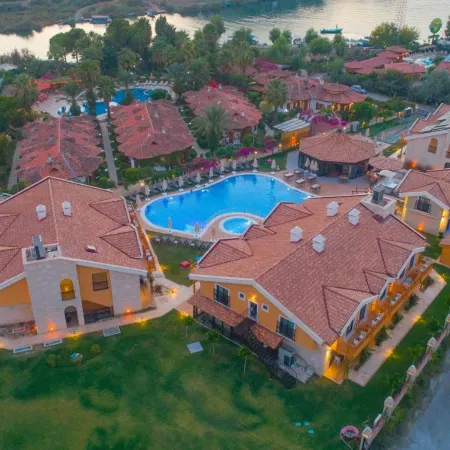 Dalyan Live Spa Hotel
