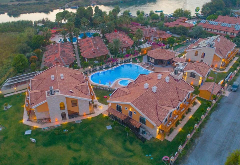 hotel overview picture