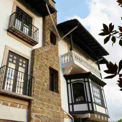 Boutique Hotel Mendi Argia Hotel Exterior