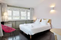 Temporesidence Chateauneuf Hotels in Bayonne