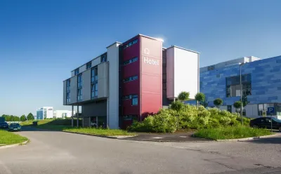 فندق أي كيو-أولم Hotels near Lidl