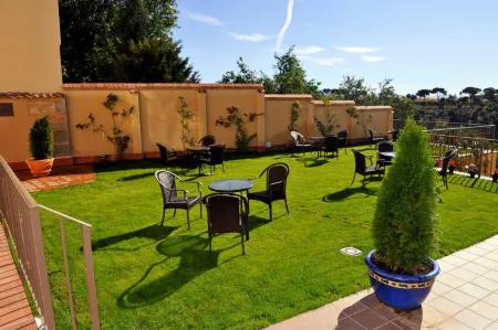 Hotel Don Felipe Отели в г. Бернуй-де-Поррерос