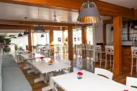 La Placita Inn Hotels in West Bay