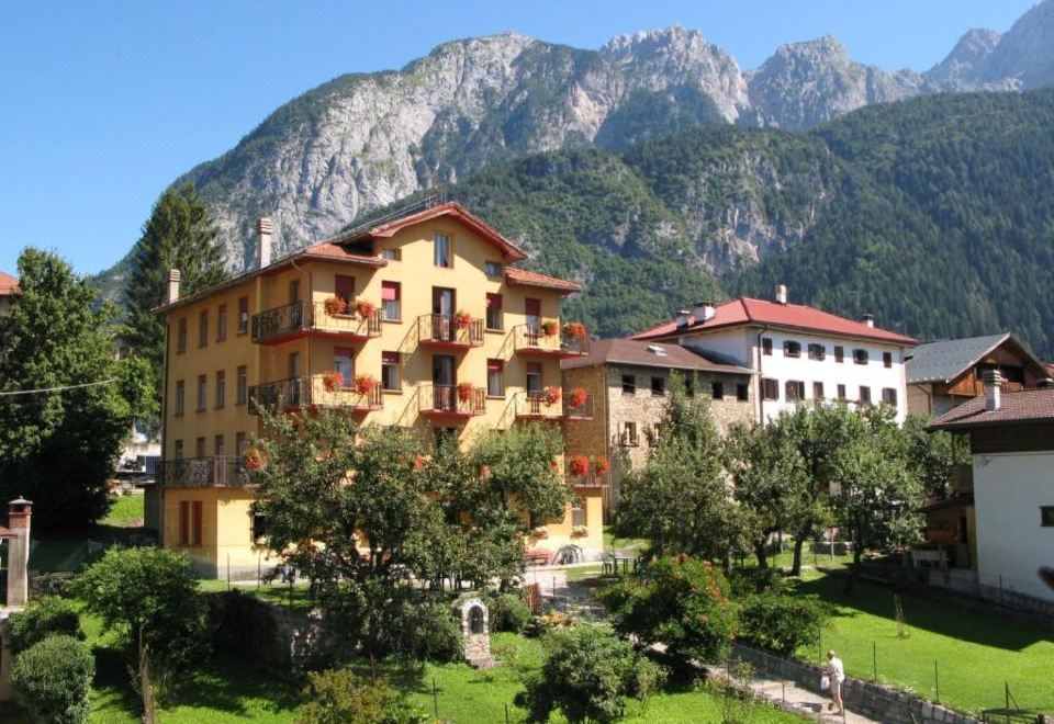 Paradiso - Housity
