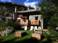 Les Trompeurs Chez Odette