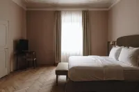Parkhotel Mondschein, a Member of Design Hotels