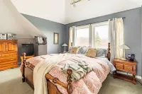 Ye Olde Walkerville Bed & Breakfast Hotels near University of Windsor Conference and Accommodation Centre