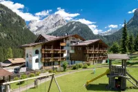 Hotel Alpe Hôtels à : Alba di Canazei