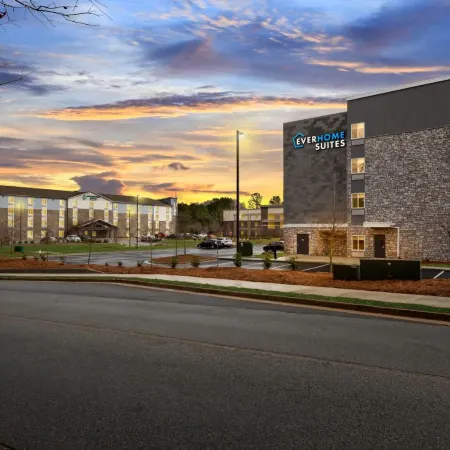 Everhome Suites Atlanta Newnan