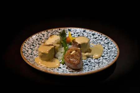 Landgasthof Hirschen Отели в г. Йештеттен