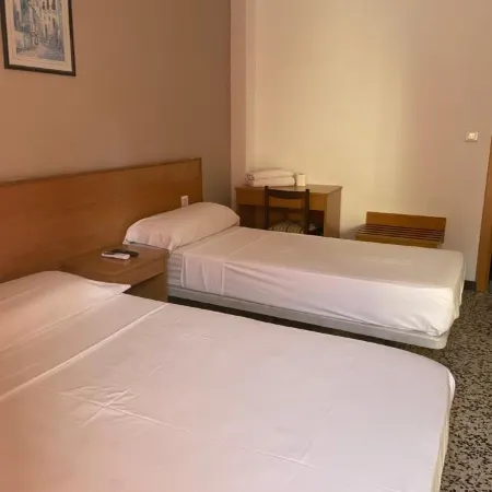 Hotel Iris