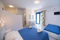 Akroyiali Resort Hotels in Apollonii