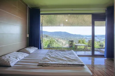 Homestay A Súy -View Hồ Tà Đùng Hotels near Cây đa khổng lồ