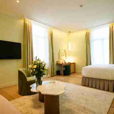 Les Bains De Spa Rooms