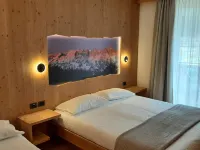 Hotel Garni Arnica Hotels in Molveno