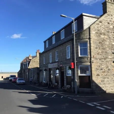 The Davron Hotel
