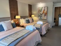 Discovery Inn - 3-Star