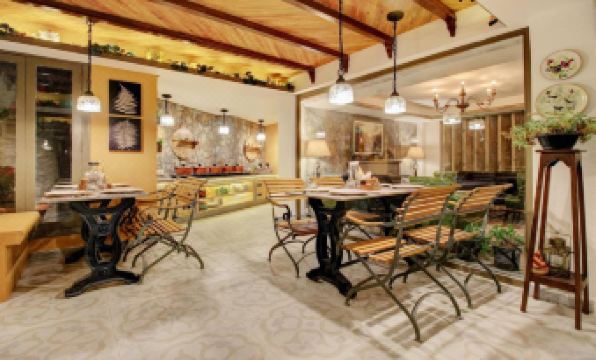 Hotel Lakeside Inn Nainital - Housity