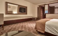 President Executive Club Hotels in North Cikarang