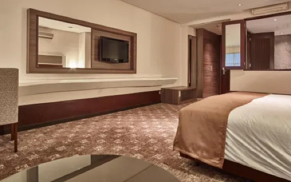 President Executive Club Photos